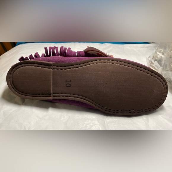 NWT Moccasins - Picture 6 of 6